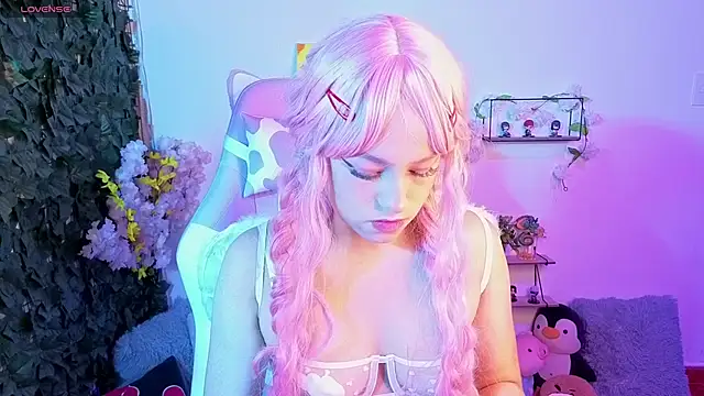 Eymmy 24 online show from February 15, 2026, 2:30 am