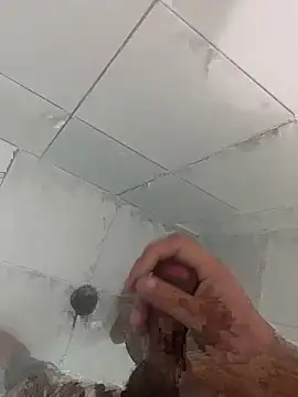 Snapshot of Silvaap9322 chatting on March 25, 2026, 9:59 am Silvaap9322 online show from March 25, 2026, 9:59 am