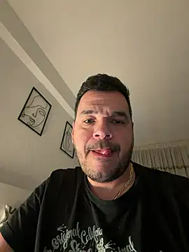 elvergon2023 online show from April 1, 2026, 6:03 am