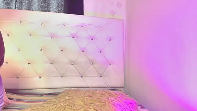 tatixxxvega online show from April 10, 2026, 5:50 pm