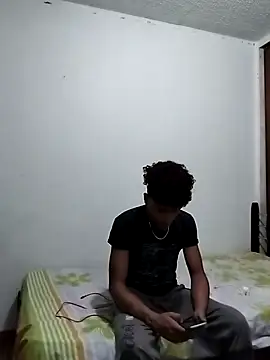 Snapshot of Manuel_Mateus1 chatting on September 24, 2025, 4:05 am Manuel Mateus1 online show from September 24, 2025, 4:05 am