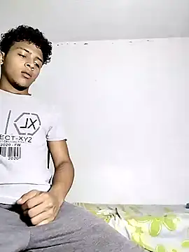 Snapshot of Manuel_Mateus1 chatting on October 8, 2025, 12:41 am Manuel Mateus1 online show from October 8, 2025, 12:41 am