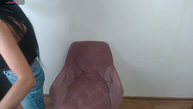 Snapshot of LadyLiia chatting on February 27, 2026, 4:56 am LadyLiia online show from February 27, 2026, 4:56 am