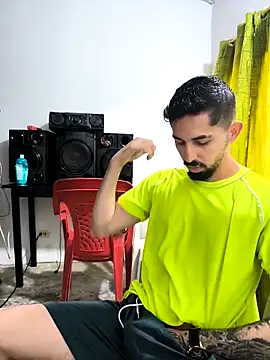 giannis090 online show from October 24, 2025, 8:16 pm