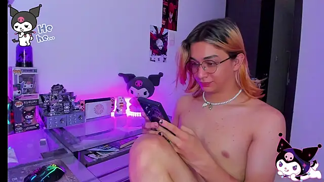 KeitaMoon online show from October 22, 2025, 7:13 pm