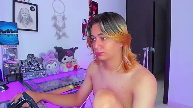 KeitaMoon online show from February 10, 2026, 3:16 pm