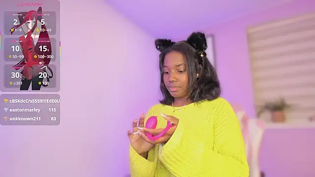 Snapshot of Annia_DH chatting on September 19, 2025, 8:38 am Annia DH online show from September 19, 2025, 8:38 am