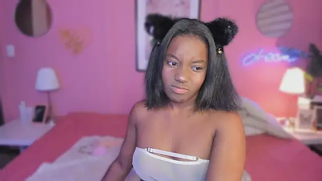 Snapshot of Annia_DH chatting on September 27, 2025, 9:20 pm Annia DH online show from September 27, 2025, 9:20 pm