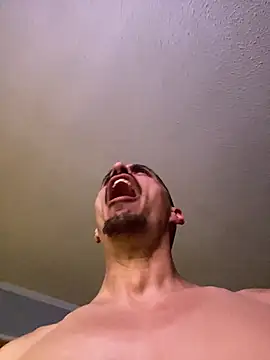 SlimSexxxy69 online show from April 1, 2026, 10:27 am