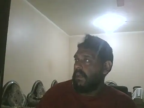 elpoop7305 online show from October 29, 2025, 11:50 pm