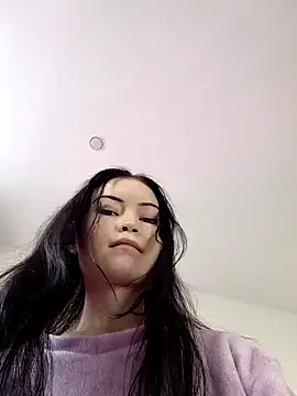 Snapshot of DragonFoxie chatting on February 13, 2026, 7:48 am DragonFoxie online show from February 13, 2026, 7:48 am