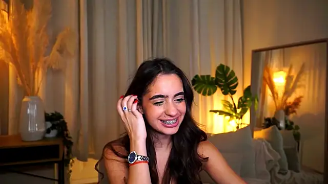 miilky wayy online show from September 8, 2025, 4:28 pm