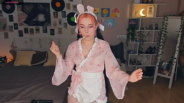 Snapshot of VedaSchulz chatting on February 9, 2026, 6:34 pm VedaSchulz online show from February 9, 2026, 6:34 pm