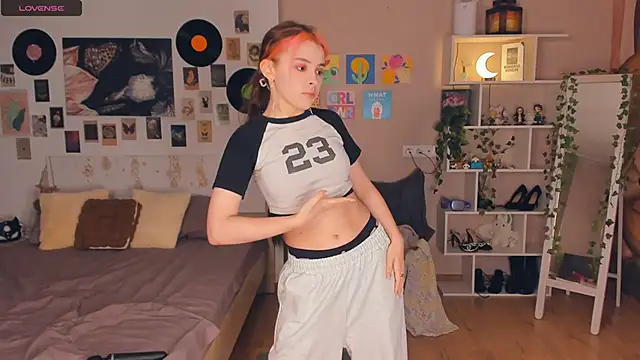 Snapshot of VedaSchulz chatting on February 11, 2026, 6:46 pm VedaSchulz online show from February 11, 2026, 6:46 pm