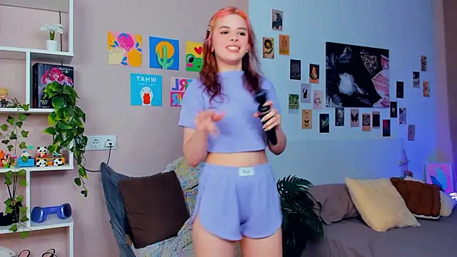 Snapshot of VedaSchulz chatting on February 17, 2026, 6:47 pm VedaSchulz online show from February 17, 2026, 6:47 pm