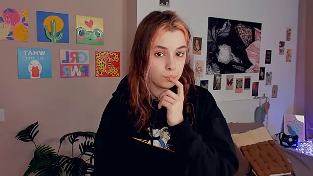 Snapshot of VedaSchulz chatting on March 3, 2026, 7:31 pm VedaSchulz online show from March 3, 2026, 7:31 pm