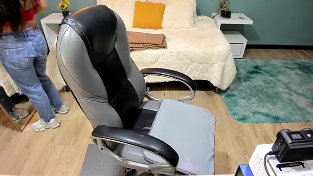 Miss Cataleya   online show from January 6, 2026, 11:47 am