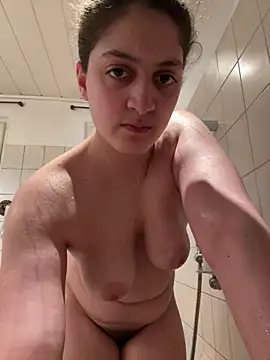 DreamThickCouple online show from March 11, 2026, 10:05 pm