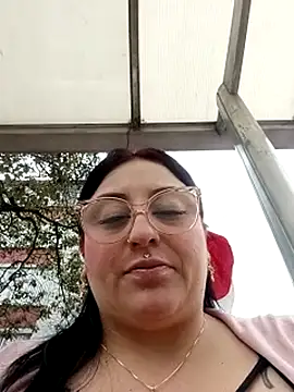 Snapshot of megan_fox5 chatting on November 3, 2025, 3:24 pm megan fox5 online show from November 3, 2025, 3:24 pm