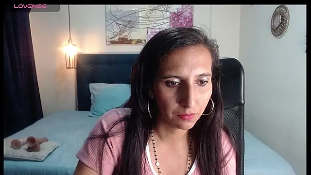 azabachebabe online show from November 27, 2025, 2:19 pm