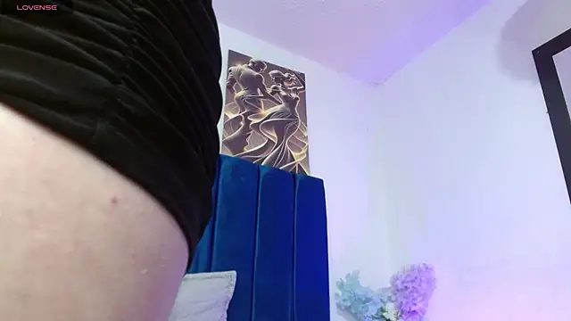 Snapshot of Annie_switt chatting on March 2, 2026, 4:14 am Annie switt online show from March 2, 2026, 4:14 am