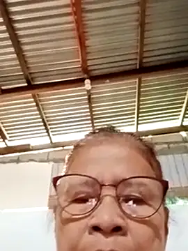 Snapshot of Sweet-Lita50 chatting on October 5, 2025, 12:42 am Sweet-Lita50 online show from October 5, 2025, 12:42 am