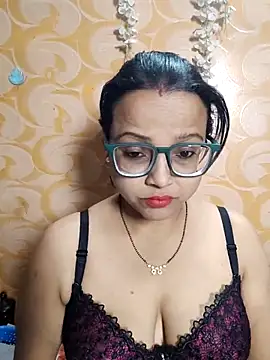 hornypiu697 online show from May 17, 2026, 3:59 am