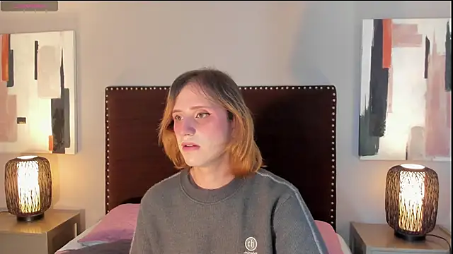 seraphine star online show from March 19, 2026, 3:10 am