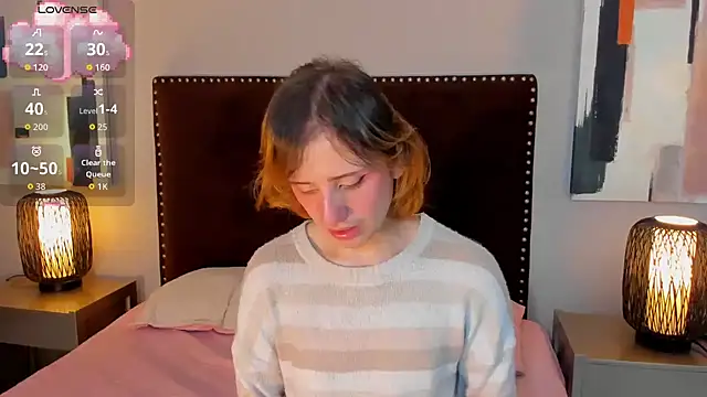 seraphine star online show from March 22, 2026, 1:25 pm