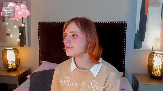 seraphine star online show from March 26, 2026, 3:12 am