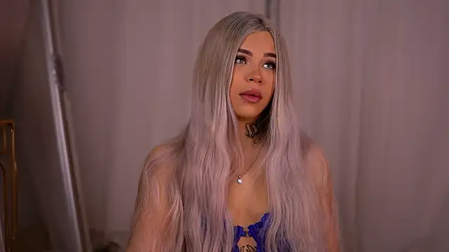 NickyBenz online show from October 24, 2025, 5:53 pm