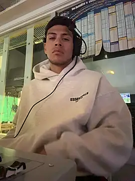 StrokingDaddy4 online show from April 3, 2026, 10:35 am