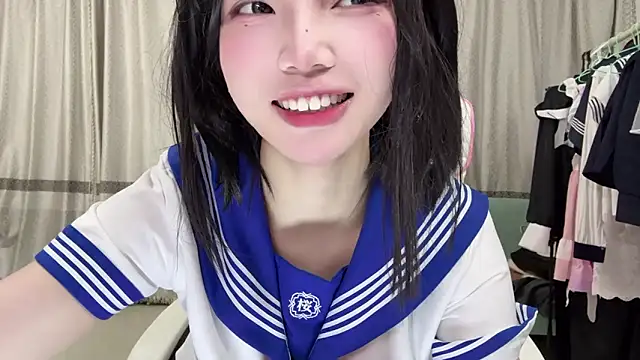 Yiyi-707 online show from October 20, 2025, 11:21 am