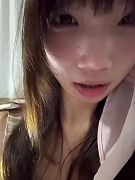 Yiyi-707 online show from November 8, 2025, 2:17 pm