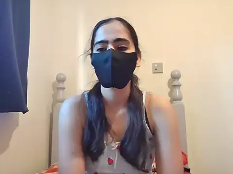 BobtailFormal online show from December 3, 2025, 8:56 am