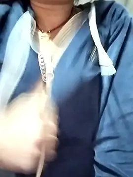 rani8008 online show from January 9, 2026, 7:00 am