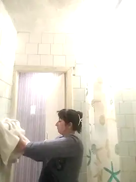 Snapshot of Funny_Karina chatting on January 13, 2026, 2:00 pm Funny Karina online show from January 13, 2026, 2:00 pm