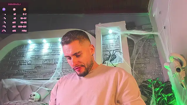 dominic de luca online show from October 19, 2025, 2:45 am