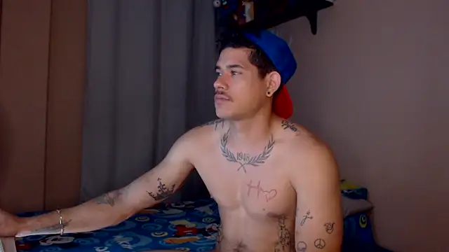 Jffer sLHom online show from April 15, 2026, 3:02 am