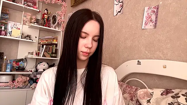 AxyKitten online show from September 14, 2025, 12:15 pm