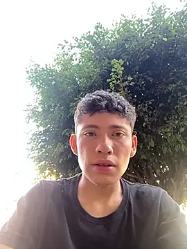 elfernh online show from October 19, 2025, 9:26 pm