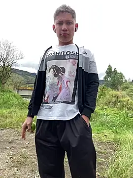 elfernh online show from January 13, 2026, 3:39 pm