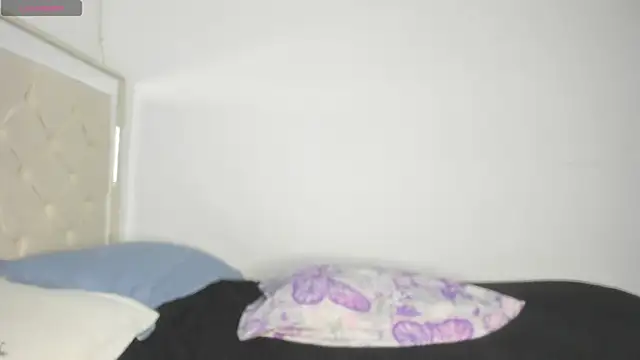 katitahotcam ass online show from October 24, 2025, 11:12 pm