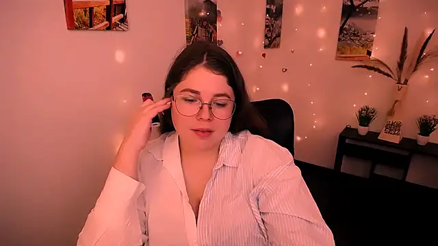  Lovely Mary online show from September 12, 2025, 8:03 am