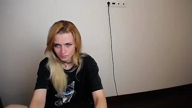 PeppyMia online show from September 21, 2025, 7:10 am