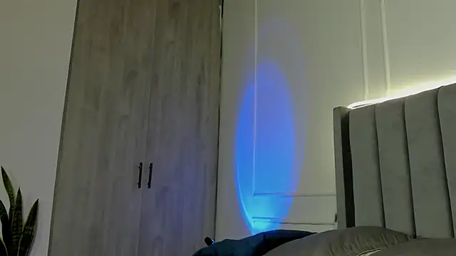 Ice Princess  online show from October 28, 2025, 12:52 pm