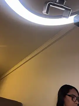 princesaliay online show from January 8, 2026, 10:17 am