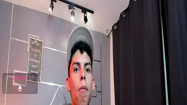 Room 69x online show from November 22, 2025, 3:16 am