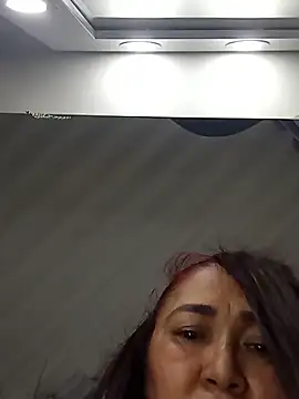 linda luna29 online show from May 16, 2026, 5:23 pm