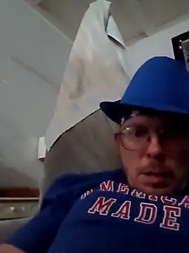 Snapshot of Pussyismyfavoritetaste chatting on October 30, 2025, 10:27 am Pussyismyfavoritetaste online show from October 30, 2025, 10:27 am